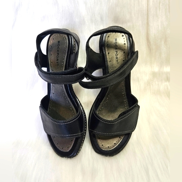 Rockport Classic Black Leather Upper Medium Heel Sandals - Picture 2 of 6